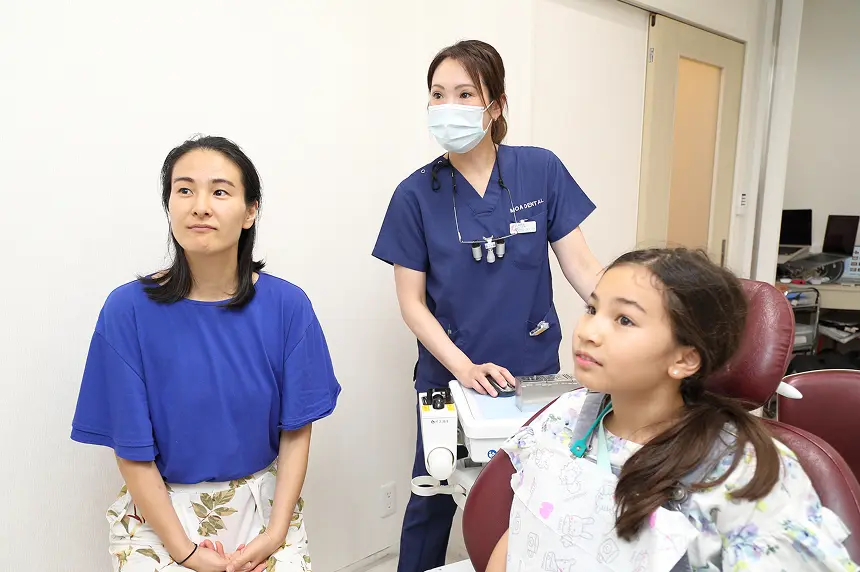 副院長と親子で相談する様子